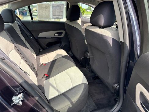 Used 2016 Chevrolet Cruze LS FWD image 23