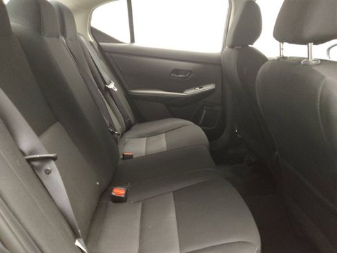 Used 2025 Nissan Sentra SV image 19