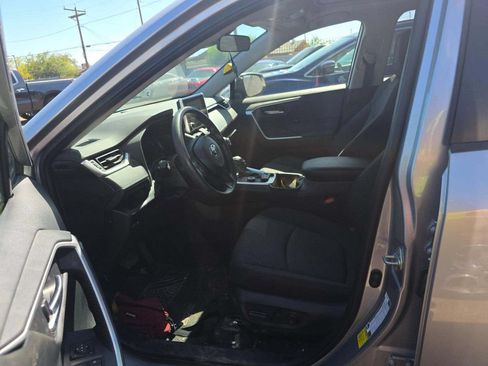 Used 2025 Toyota RAV4 XLE w/ Convenience Package AWD/4WD image 13