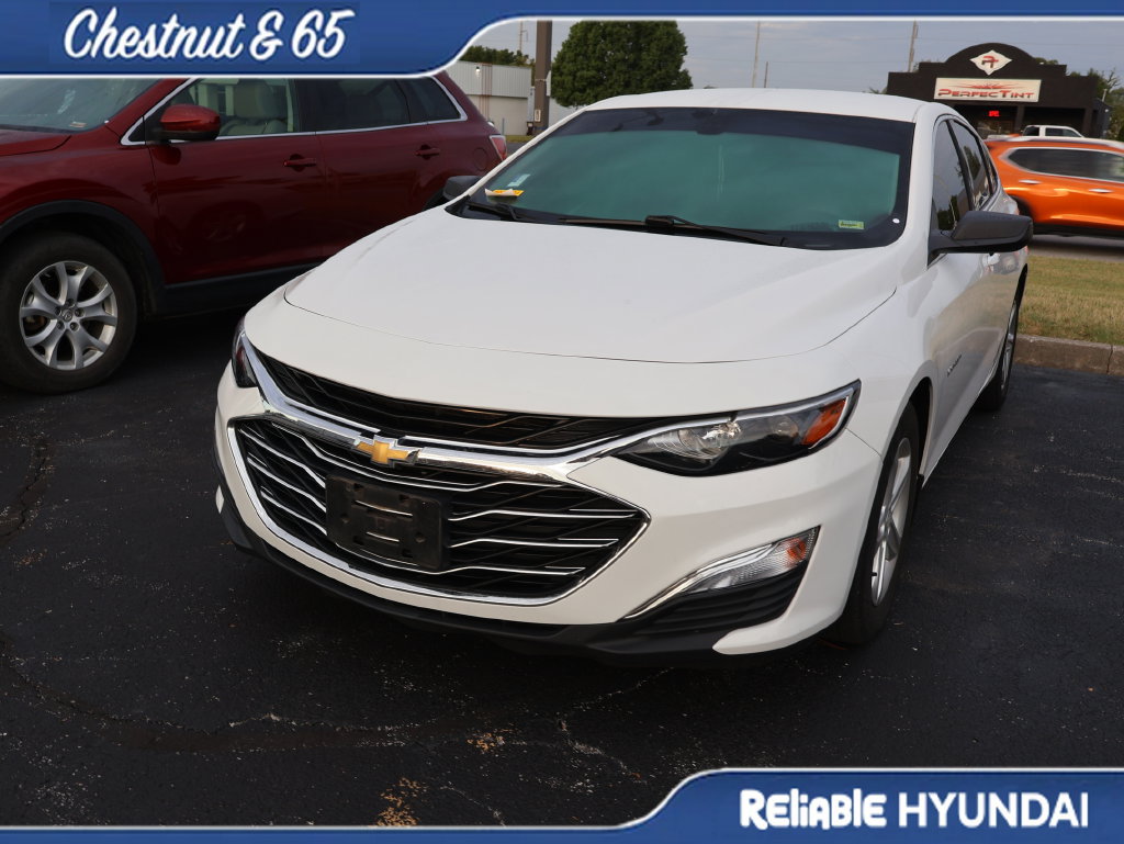 Used 2020 Chevrolet Malibu LS FWD image 9