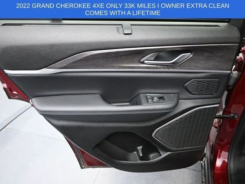 Used 2022 Jeep Grand Cherokee Limited 4xe w/ Luxury Tech Group II image 16