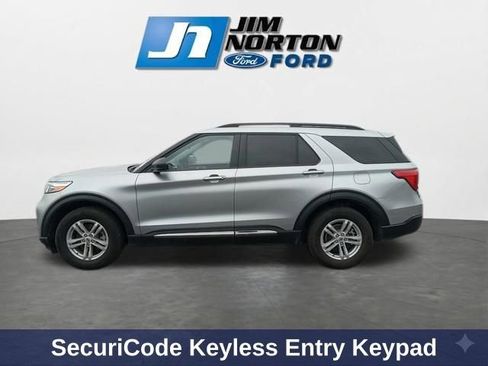 Used 2024 Ford Explorer XLT w/ Equipment Group 202A AWD/4WD image 6