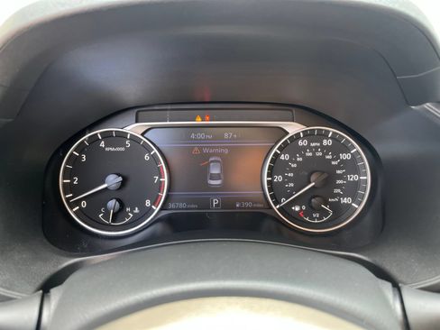 Used 2025 Nissan Altima 2.5 SV FWD image 22