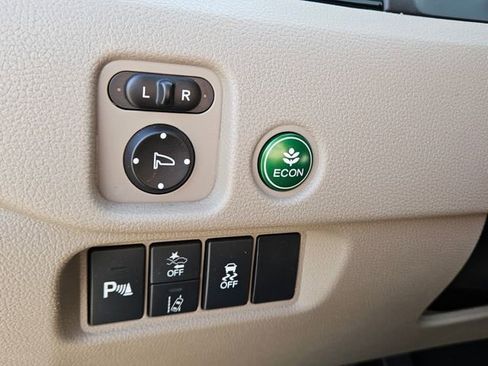 Used 2019 Honda Pilot Touring image 29