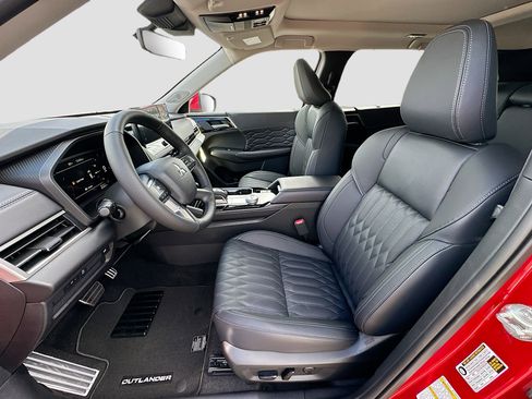 New 2026 Mitsubishi Outlander SEL image 15
