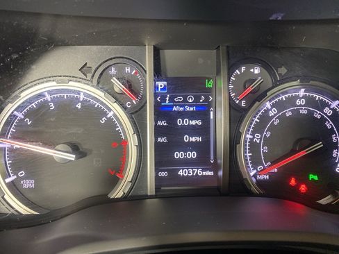 Used 2023 Toyota 4Runner Limited image 15