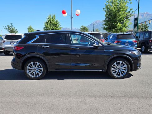 Used 2024 INFINITI QX50 Luxe AWD/4WD image 2