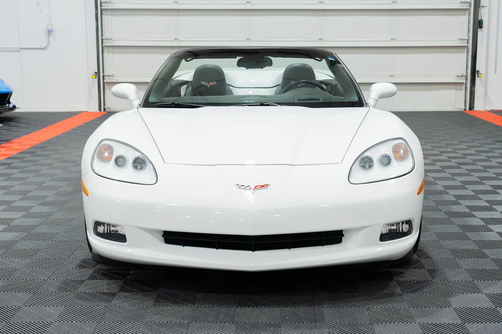 Used 2008 Chevrolet Corvette Convertible w/ Preferred Equipment Group RWD image 2