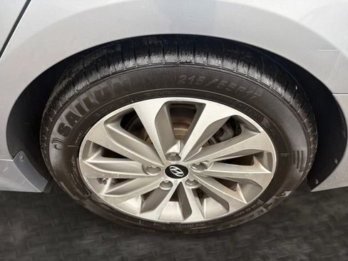 Used 2015 Hyundai Sonata Sport w/ Option Group 04 FWD image 42