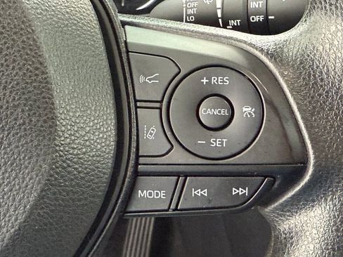 Used 2024 Toyota RAV4 XLE image 12