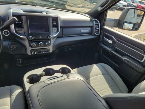 Used 2024 RAM 2500 Big Horn image 18