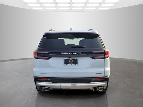 New 2026 GMC Acadia Denali w/ Super Cruise Package image 5