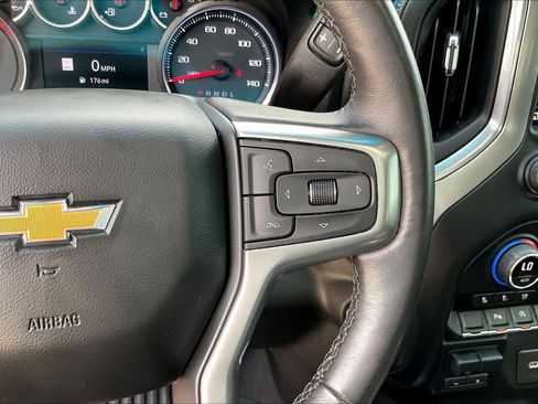 Used 2022 Chevrolet Silverado 1500 LTZ w/ LTZ Convenience Package II RWD image 25