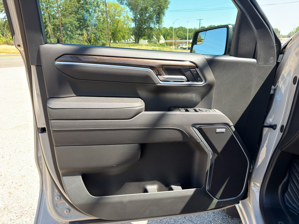 New 2026 Chevrolet Silverado 1500 RST AWD/4WD image 35