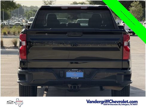 Used 2024 Chevrolet Silverado 1500 Custom RWD image 6