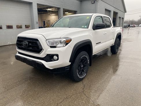 Used 2023 Toyota Tacoma SR5 w/ SX Package image 7