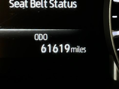 Used 2023 Toyota Highlander LE image 17