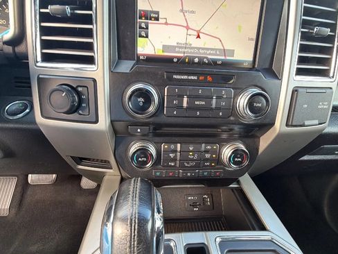 Used 2015 Ford F150 Lariat w/ Equipment Group 502A Luxury AWD/4WD image 76