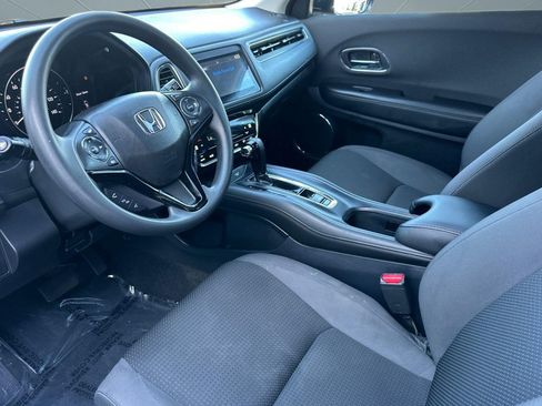 Used 2022 Honda HR-V EX image 4