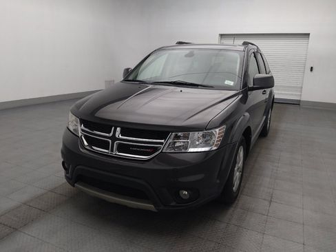 Used 2019 Dodge Journey SE FWD image 15