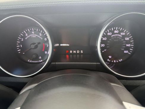 Used 2018 Ford Mustang Coupe image 16