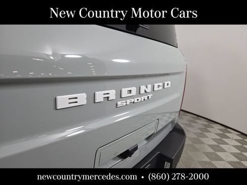 Used 2022 Ford Bronco Sport Outer Banks w/ Tech Package AWD/4WD image 8