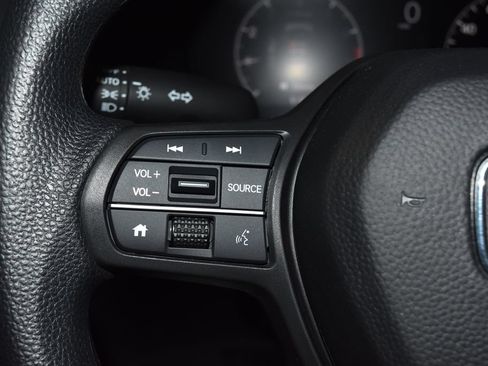 Used 2024 Honda CR-V EX image 7