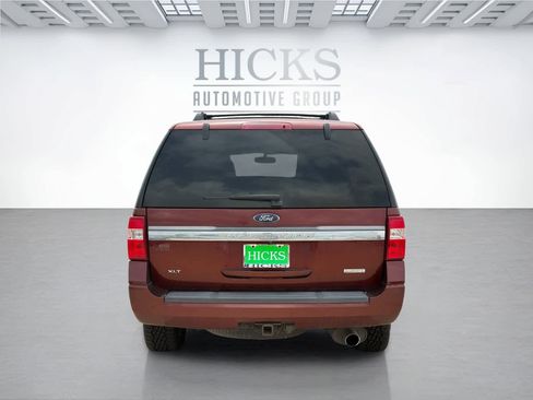 Used 2017 Ford Expedition XLT w/ Equipment Group 202A RWD image 6