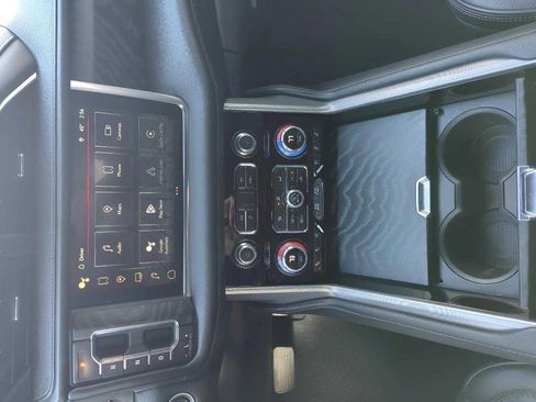 Used 2022 GMC Yukon XL Denali w/ Max Trailering Package image 19