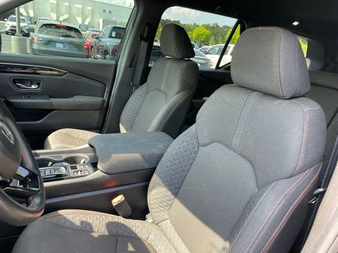 Certified 2025 Honda Pilot Sport image 20