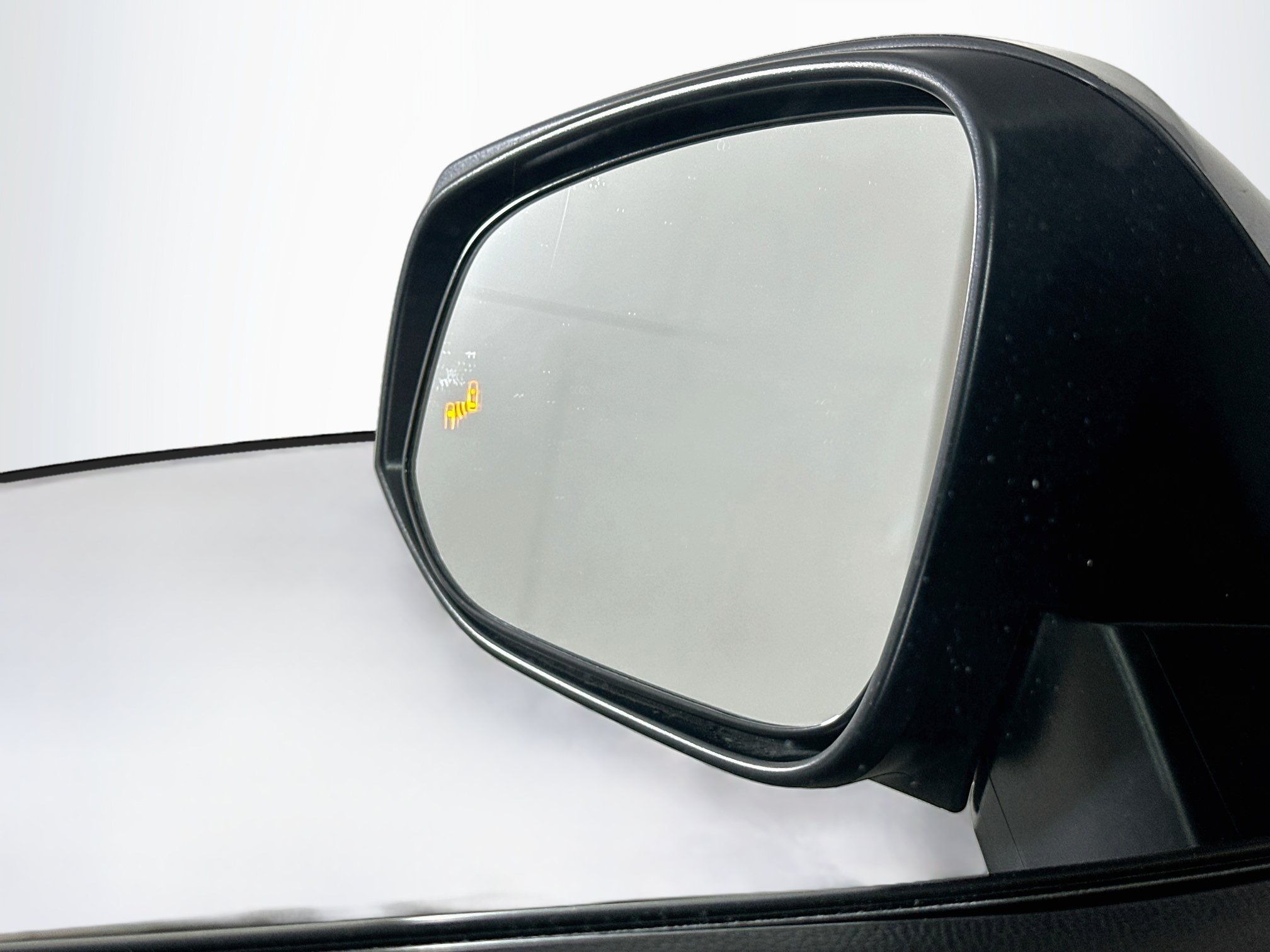 Used 2022 Toyota RAV4 XLE Premium AWD/4WD image 16