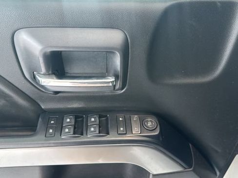 Used 2018 Chevrolet Silverado 2500 LT AWD/4WD image 8