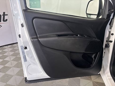 Used 2021 RAM ProMaster City Tradesman image 9