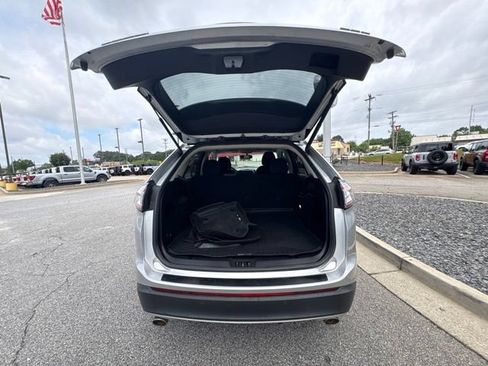 Used 2016 Ford Edge SEL FWD image 26