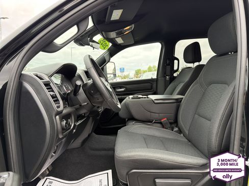 Used 2025 RAM 1500 Tradesman AWD/4WD image 10