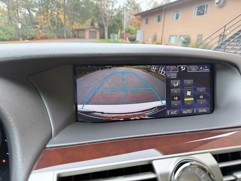 Used 2014 Lexus LS 460 image 18