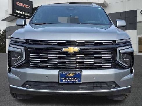 Used 2025 Chevrolet Tahoe High Country AWD/4WD image 29