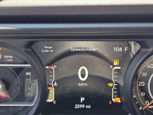Used 2026 Jeep Wrangler Unlimited Rubicon AWD/4WD image 12