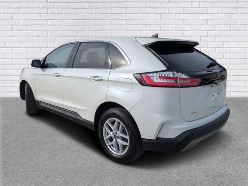 Used 2021 Ford Edge SEL image 3