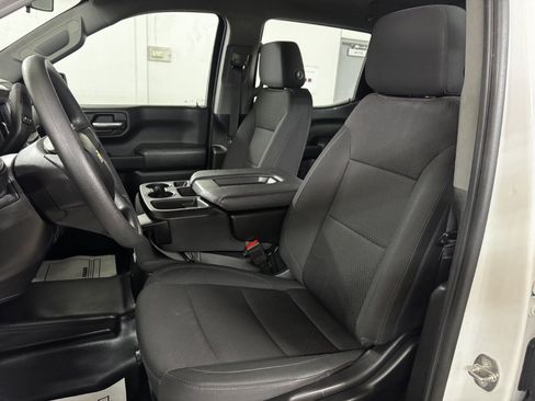Used 2024 Chevrolet Silverado 1500 W/T w/ Z71 Off-Road Package AWD/4WD image 18