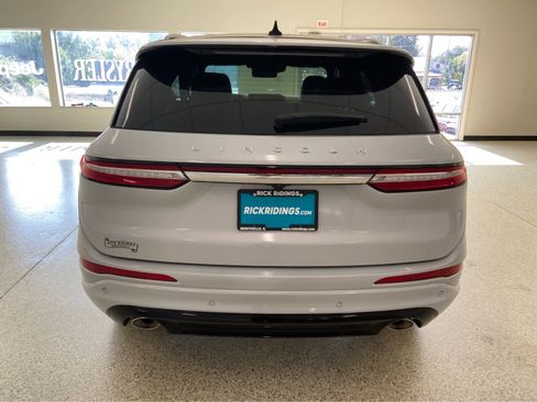 Used 2025 Lincoln Corsair Reserve w/ Jet Appearance Package image 8