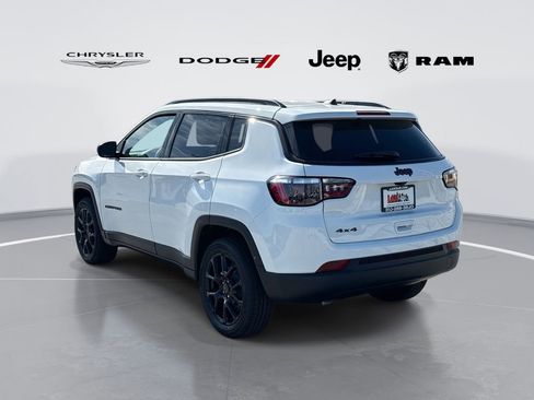 New 2026 Jeep Compass Latitude AWD/4WD image 4
