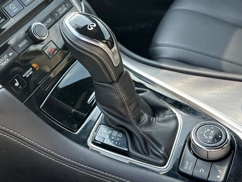 Used 2017 INFINITI Q60 w/ Premium Plus Package 2.0T image 31