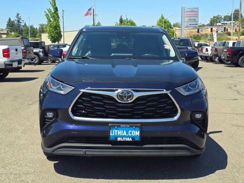 Used 2020 Toyota Highlander Limited AWD/4WD image 9