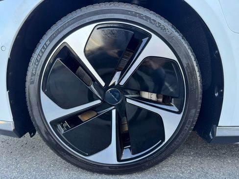 Used 2023 Lucid Air Pure AWD/4WD image 19