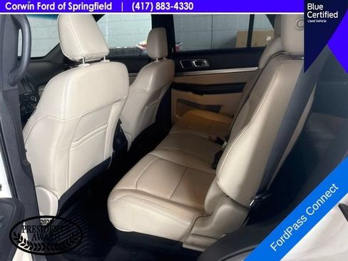 Used 2019 Ford Explorer XLT w/ Equipment Group 202A AWD/4WD image 11