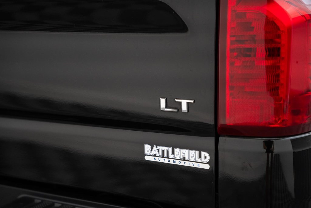 Used 2025 Chevrolet Silverado 1500 LT AWD/4WD image 9