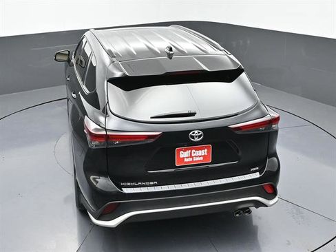 Certified 2024 Toyota Highlander XSE FWD image 42