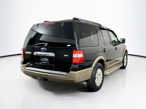 Used 2013 Ford Expedition XLT RWD image 9