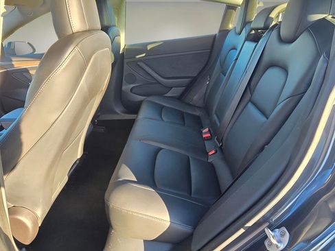 Used 2023 Tesla Model 3 Standard Range image 11